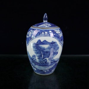 Blue and white porcelain lid jar pure hand-painted landscape pattern,beautiful shape