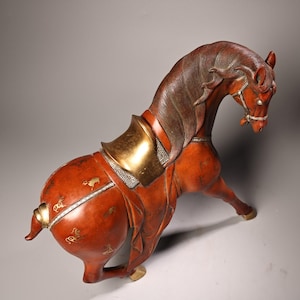 Chinese antique pure hand-carved large pure copper high relief carving, gilded silver squatting horse ornaments,precious and unique