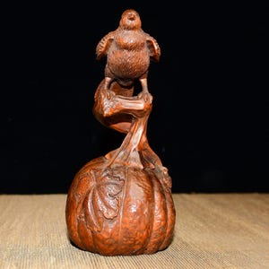 Chinese handmade carved natural boxwood bird statue ornament,exquisite and unique,collectible image 7