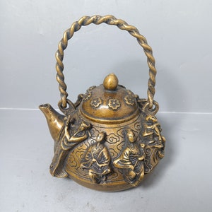 Chinese antique pure copper hand carved Eight Immortals pattern statue teapot ornament,exquisite and unique,worth collecting