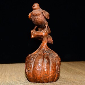 Chinese handmade carved natural boxwood bird statue ornament,exquisite and unique,collectible image 4