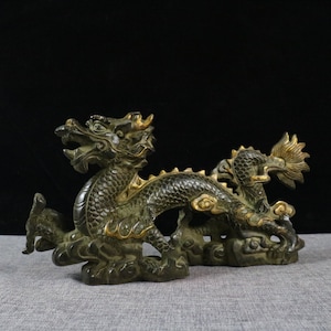 Chinese antique hand carved pure copper bronze exquisite dragon statue ornament,precious and unique,desktop decoration,collection