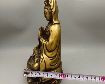 中国のアンティーク手作り純銅蓮台座観音仏像装飾品、形が美しく
