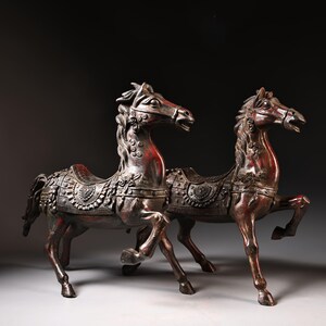 Chinese antique handmade carved pure copper clay golden horse statue ornament a pair, home decoration,rare and exquisite
