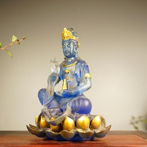 Chinese Antieke Handgemaakte Prachtige Zeldzame Glas Geschilderde Lotus basis Guanyin Boeddhabeeld ornament