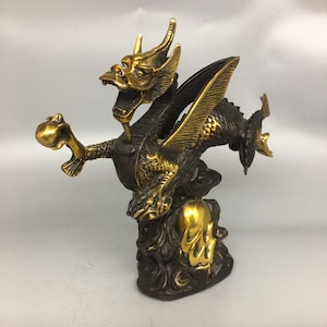 Chinese pure hand carved pure copper gilt auspicious beast statue dragon ornaments,exquisite and rare,worth collecting and used