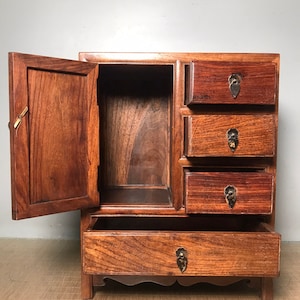 Chinese antique pure hand-carved natural rosewood jewellery cabinet storage box,exquisite and unique,worthy of collection and use