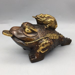 Chinese antique hand carved pure copper gilt double Yuanbao toad statue decoration,exquisite and rare,beautiful shape
