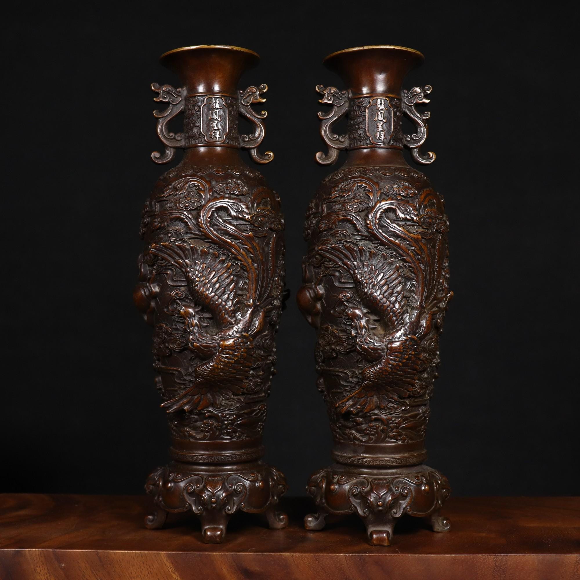 銅器 彫刻 重工 美品 龍鳳花瓶 装飾品 工芸品 美術品 置物 アンティーク中国彫刻銅製龍鳳花瓶一対、精巧なコレクション装飾品
