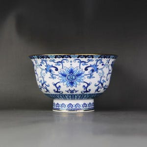 Exquis ornement de bol de brindille d'enroulement de lotus en porcelaine bleue et blanche, décoration de la maison, à collectionner et à utiliser