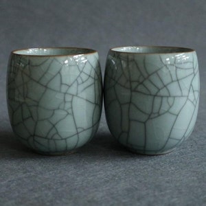 Exquisite ceramic small tea cup a pair,handmade porcelain tea cup