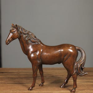 Chinesische antike handgemachte geschnitzte reine Kupferpferdestatuenverzierung, selten und vorzüglich, Hauptdekoration