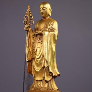 中国のアンティークの手彫り純銅金メッキ観音菩薩仏像装飾、美しい形