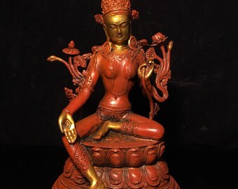 Chinese pure hand-carved pure copper gilt gold Tara Buddha statue ornaments are exquisite and highly collectible