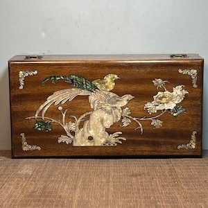 Chinesische Hand geschnitzt exquisite Rosenholz eingelegt Muschel Blume und Vogel Muster Aufbewahrungsbox, Schmuckschatulle Dekoration, Sammlung und Verwendung