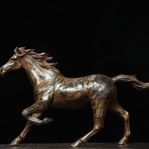 Chinese antique handmade carved exquisite pure copper gallop horse statue ornament,desktop decoration