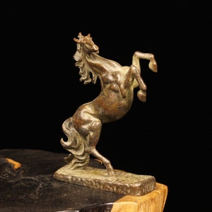 Chinese antique bronze carving horse statue,precious and exquisite,is worth collecting