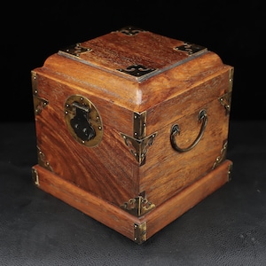 Chinesische reine handgeschnitzte natürliche Rosenholz Schmuckschatulle, Siegelschachtel, Aufbewahrungsbox, Geschenkboxverzierungen, exquisit und einzigartig