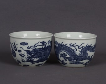 Exquisite blue and white small tea cup,ceramic dragon pattern handmade porcelain tea cup a pair