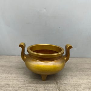 Chinese antique pure copper small incense burner statue,pure hand carved can be used and worth collecting