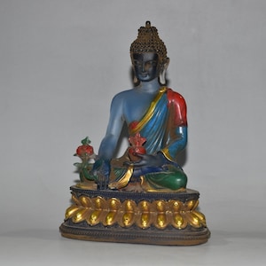 Chinese ancient glass painted buddha statue decoration,exquisite and precious,can be collected