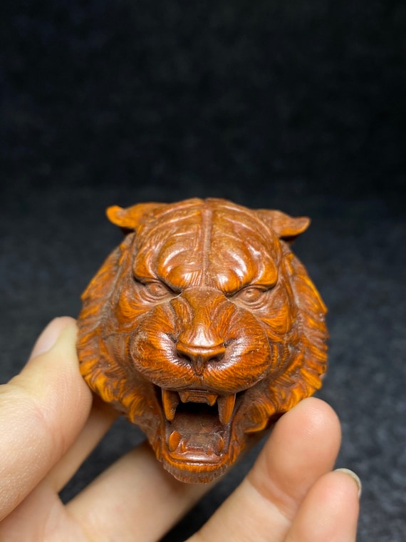 Chinese Antique Natural Boxwood Tiger Head Statue is Pure Hand