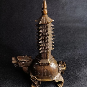 Early collection pure copper dragon turtle pagoda statue ornaments,hand carved can collected and used