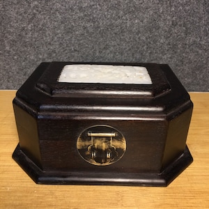 Chinese pure hand-carved sandalwood inlaid jade hollow jewelry box,storage box,fine workmanship,worth collecting and used