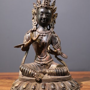 Chinese Antique Collection Hand Carved Pure Copper Tara Buddha statue Ornament