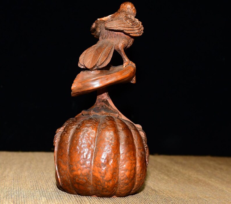 Chinese handmade carved natural boxwood bird statue ornament,exquisite and unique,collectible image 8