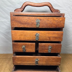 Chinese pure hand carved natural rosewood jewelry box storage box,drawer cabinet exquisite and rare,can be collected