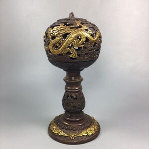Chinese antique Pure copper Dragon Incense Burner statue hand carved home decoration is worth collecting and can be used