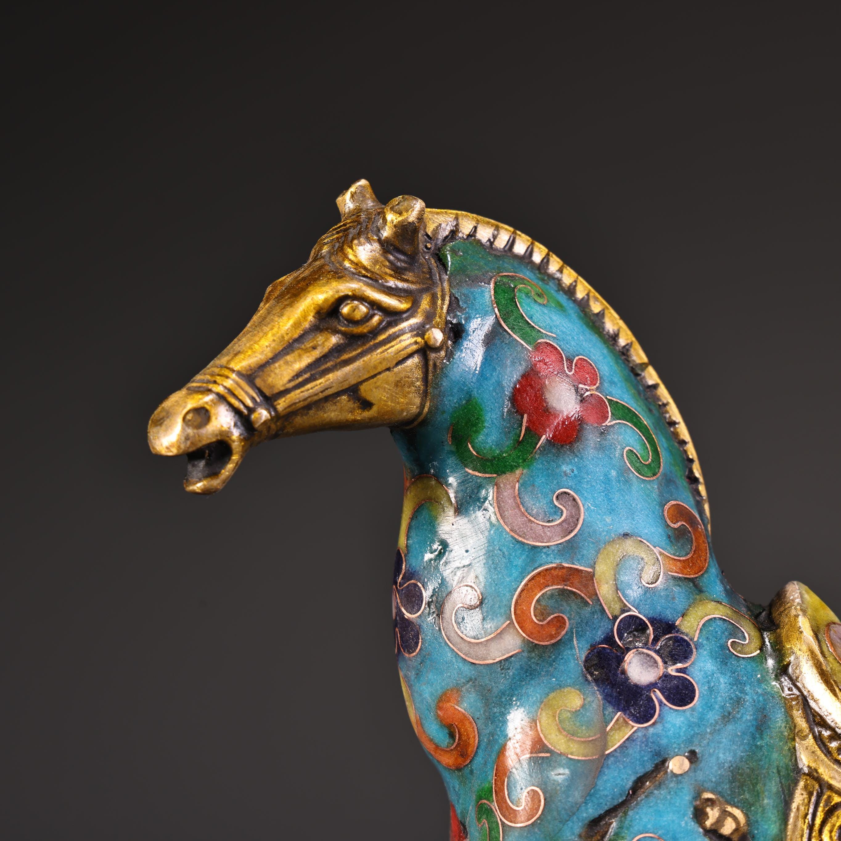 中国のアンティーク純銅七宝焼き高浮き彫り馬像、幸運の馬、成功の像