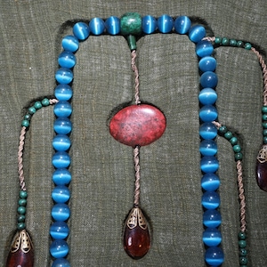 Chinese pure hand-carved precious and rare blue cat&#39;s eye Stone Chaozhu with pull box,can be used for collection