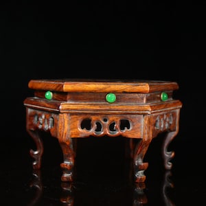 Présentoir antique chinois de pierres précieuses incrustées de bois de rose massif sculpté à la main, décoration de base de vase