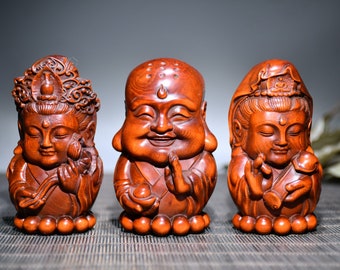中国の骨董品によって彫られた美しいツゲの木の三聖仏像の装飾品は形が