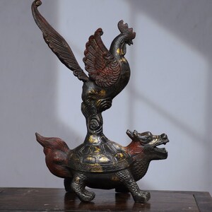 Chinese pure hand carved pure copper statue ornaments,precious and unique,home and office desk decoration,can be collected