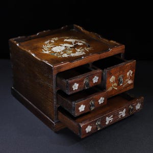 Chinese antique pure hand-carved natural rosewood drawer cabinet,jewelry boxes,collection and can be used