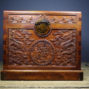 Chinese antique handcrafted exquisite and unique rosewood dragon pattern storage box,furniture decorations,worth collecting