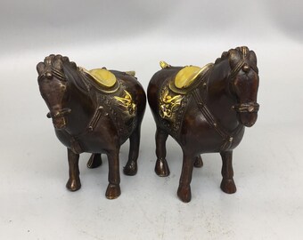 中国のコレクション 青銅の牛の像のペア、装飾家具、ユニークで珍しい 中国のコレクションにある手作りの青銅の牛の像のペア、装飾家具