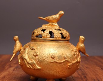 手作りの彫刻が施された純銅製の梅の花の彫像、香炉の装飾品 手作りの彫刻が施された純銅製の梅の花の彫像、香炉の装飾品