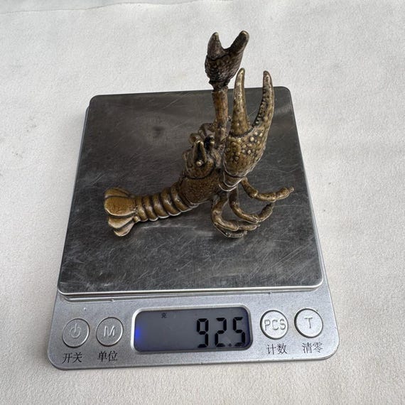 中国製の純粋な手彫りの純銅真鍮のザリガニの像の装飾品、デスクトップ