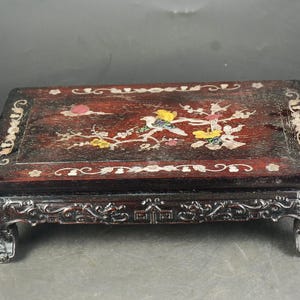 Chinese pure hand-carved exquisite red sandalwood inlaid flower and bird patterns tea table small kang table,has collection value and used