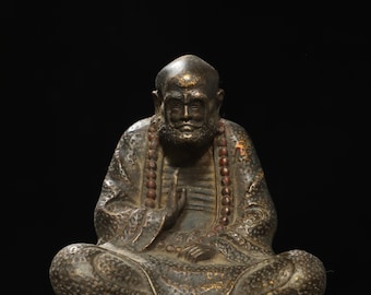 Collect exquisite and rare bronze Bodhidharma Buddha statue ornaments,precious and unique