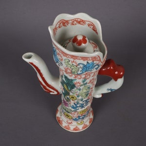 Exquisite ceramic jar pastel ragon and phoenix pattern porcelain wine pot ornament