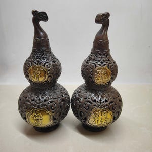 Chinese antique handmade carved exquisite and unique pure copper gilded gourd statue decoration, with precious and exquisite workmanship