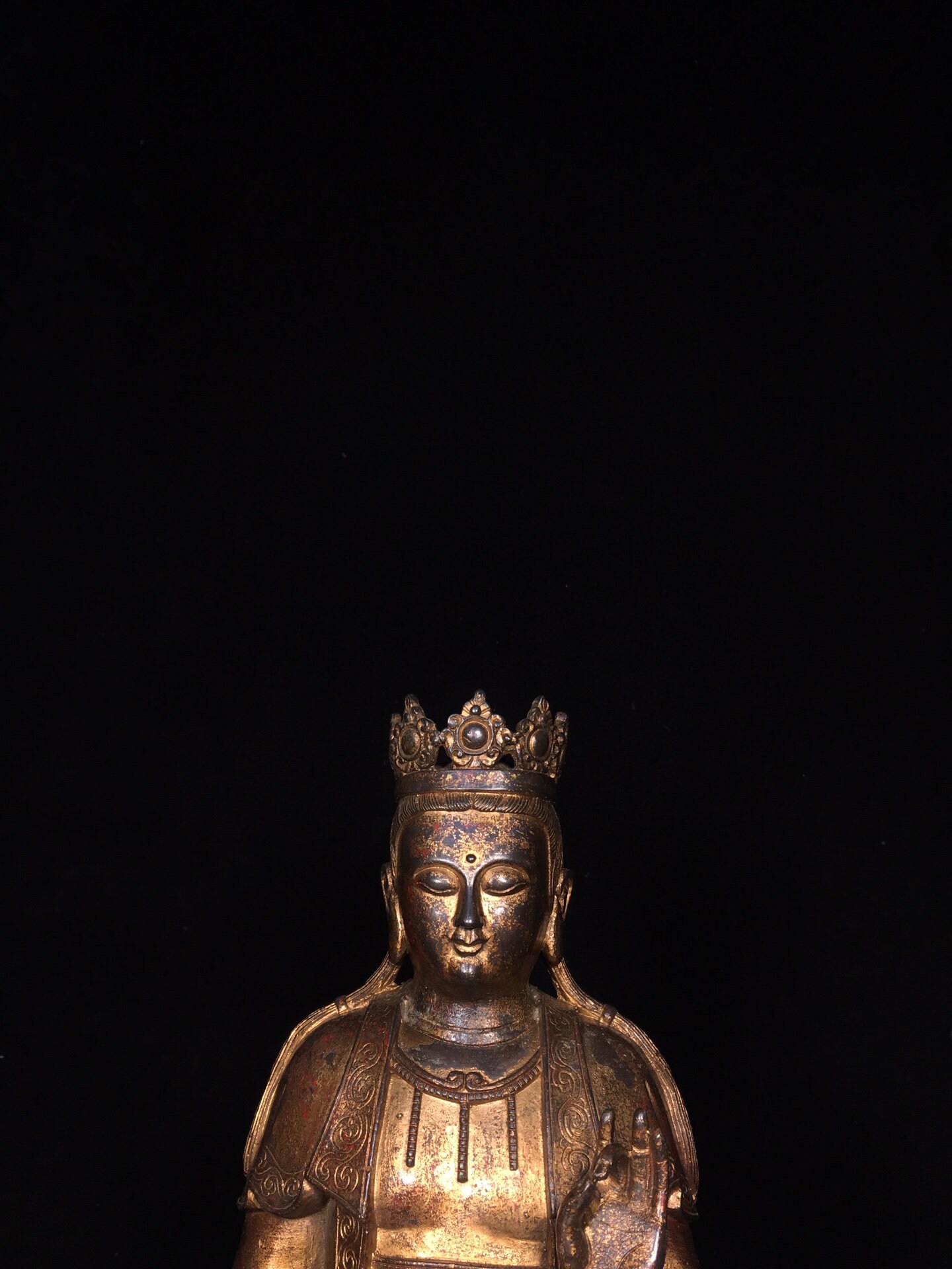 中国の純粋な手彫りの絶妙でユニークな純銅ブロンズ観音菩薩像の仏像の