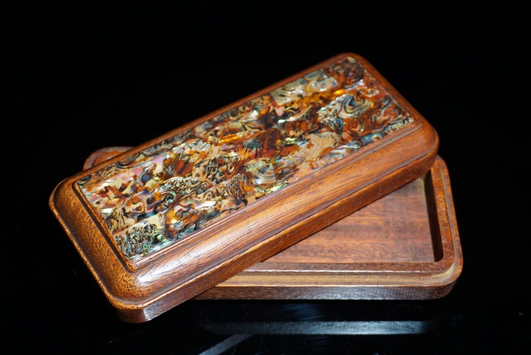 Collect exquisite and unique hand carved natural rosewood inlaid shell glasses box,storage box ornament