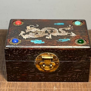 Chinese hand carved red sandalwood inlaid gems auspicious dragon pattern jewelry box,storage box,precious and unique,can collected