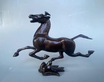 中国の純粋な手彫りの純銅の馬の像の装飾品、絶妙で貴重、コレクション